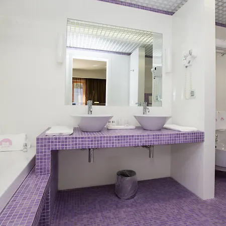 Hotel Link