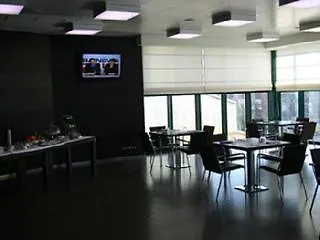 Link Hotel