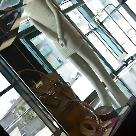 Link Hotel